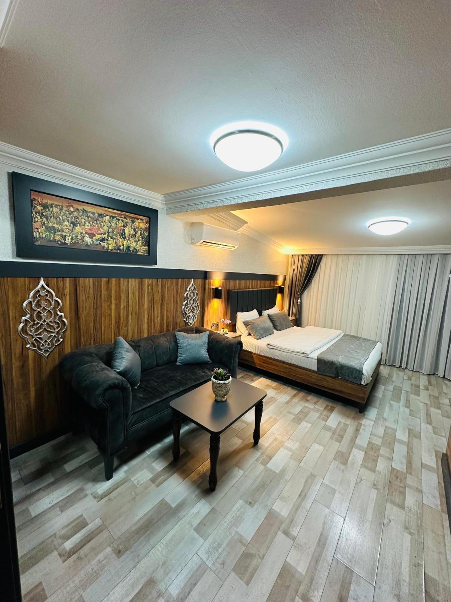 Taksim La Serena Hotels อิสตันบูล ภายนอก รูปภาพ