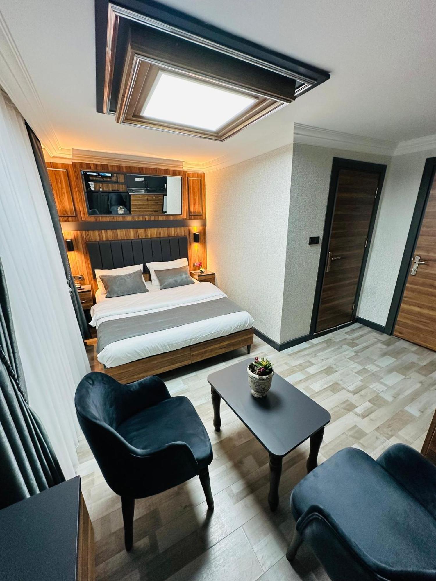 Taksim La Serena Hotels อิสตันบูล ภายนอก รูปภาพ